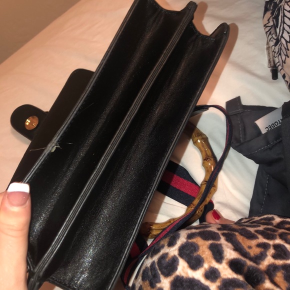 Embroiled Purse - Picture 5 of 8